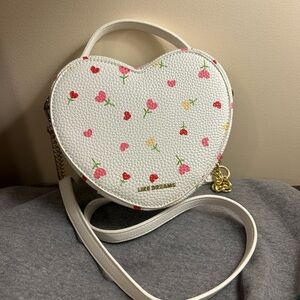 White Heart-Shaped Crossbody Bag